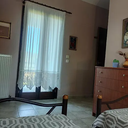 Near Vilă Ierissos