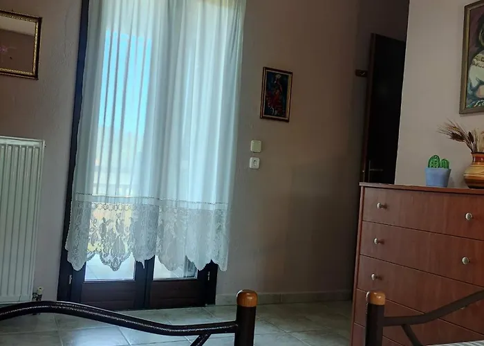 Near Vilă Ierissos
